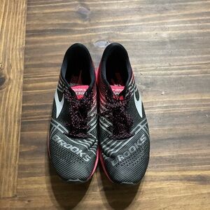 Brooks Hyperion